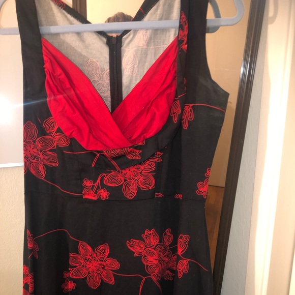 Dresses & Skirts - Red & black Retro dress size “M” 17 inches PTP, 40 inches long.
